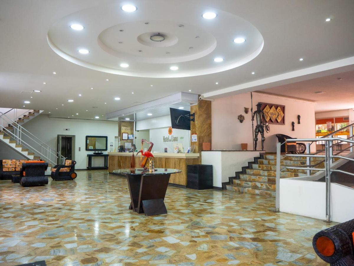 ויז'אוויסנסיו Hotel Del Llano מראה חיצוני תמונה