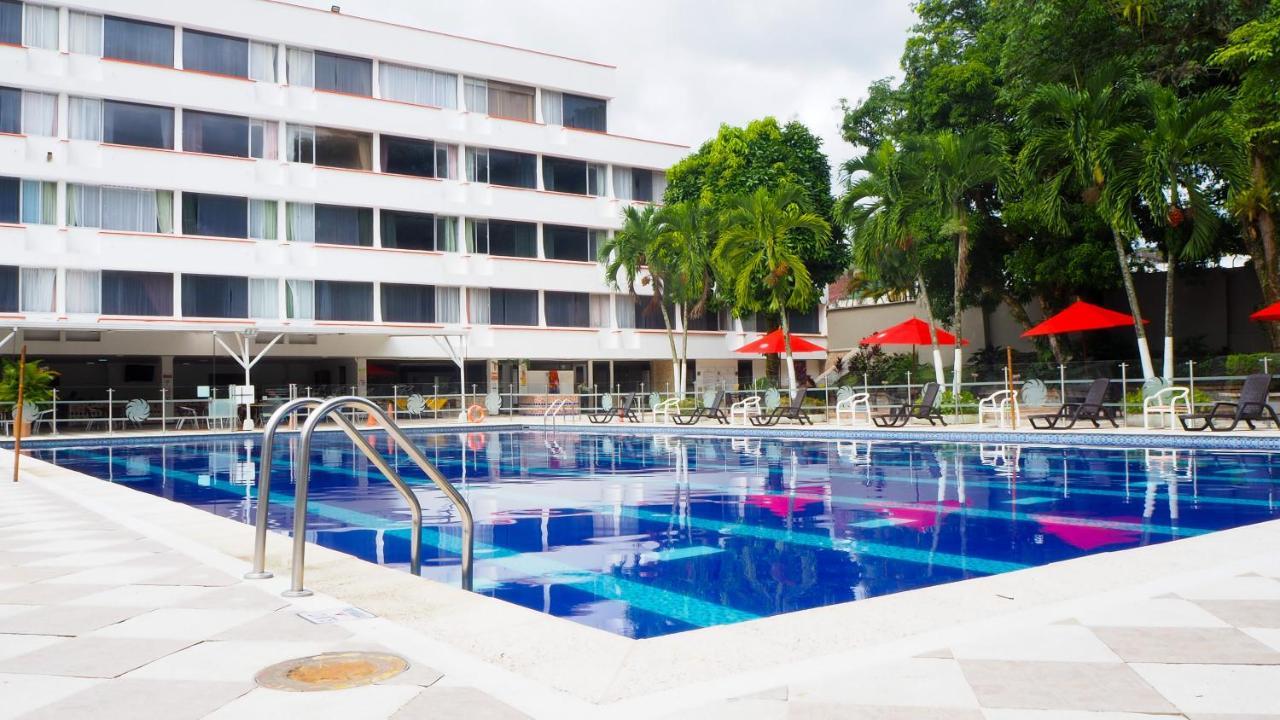 ויז'אוויסנסיו Hotel Del Llano מראה חיצוני תמונה