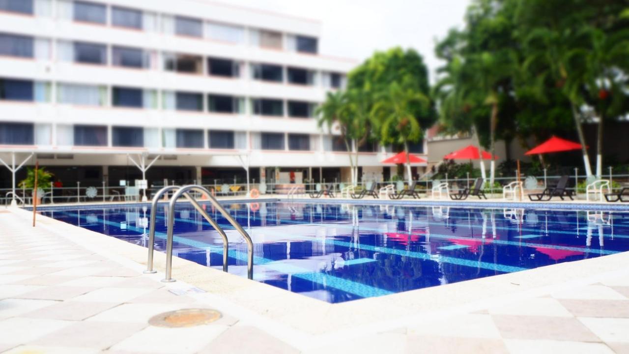 ויז'אוויסנסיו Hotel Del Llano מראה חיצוני תמונה