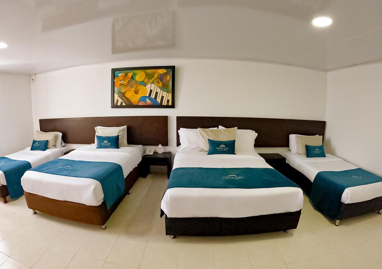 ויז'אוויסנסיו Hotel Del Llano מראה חיצוני תמונה