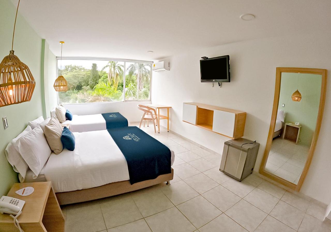 ויז'אוויסנסיו Hotel Del Llano מראה חיצוני תמונה