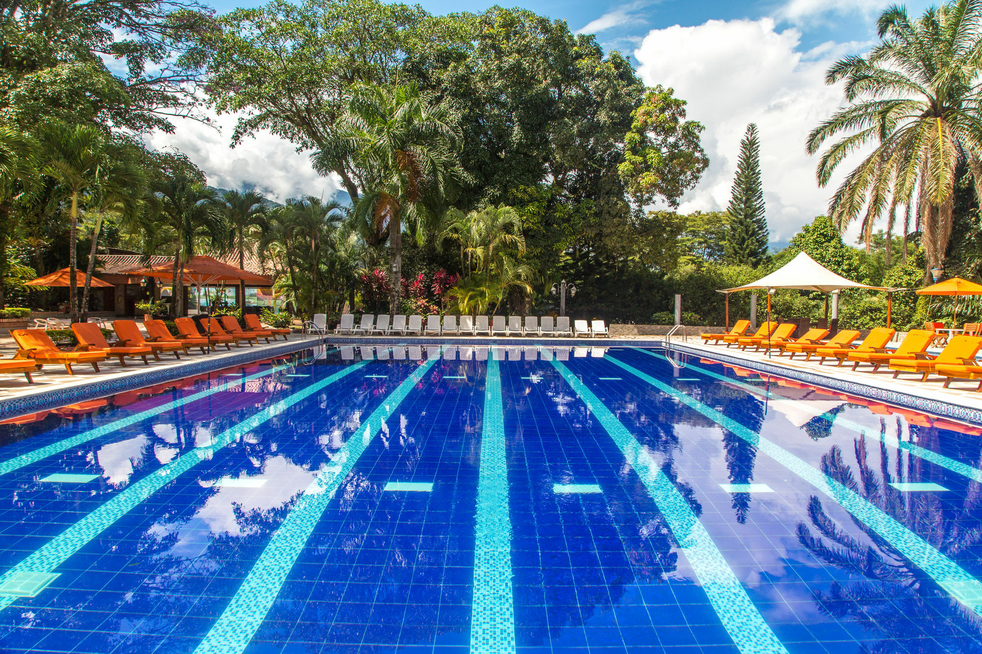 ויז'אוויסנסיו Hotel Del Llano מראה חיצוני תמונה